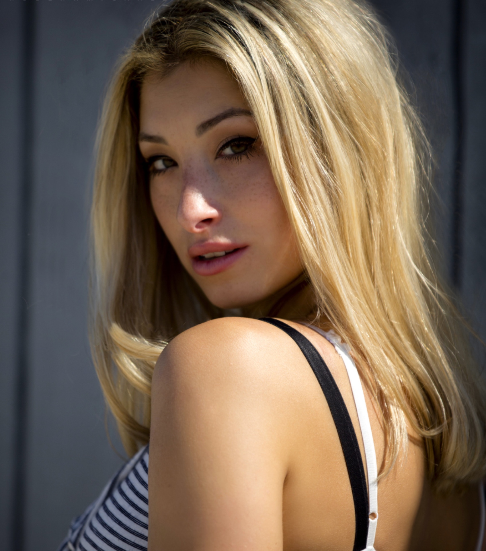 Joanna, event hostess and promo model available in New York City