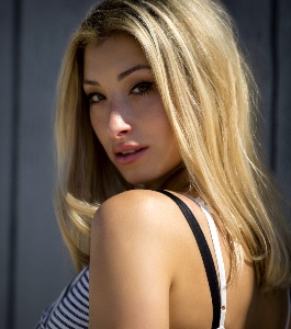 Joanna — event hostess in New York