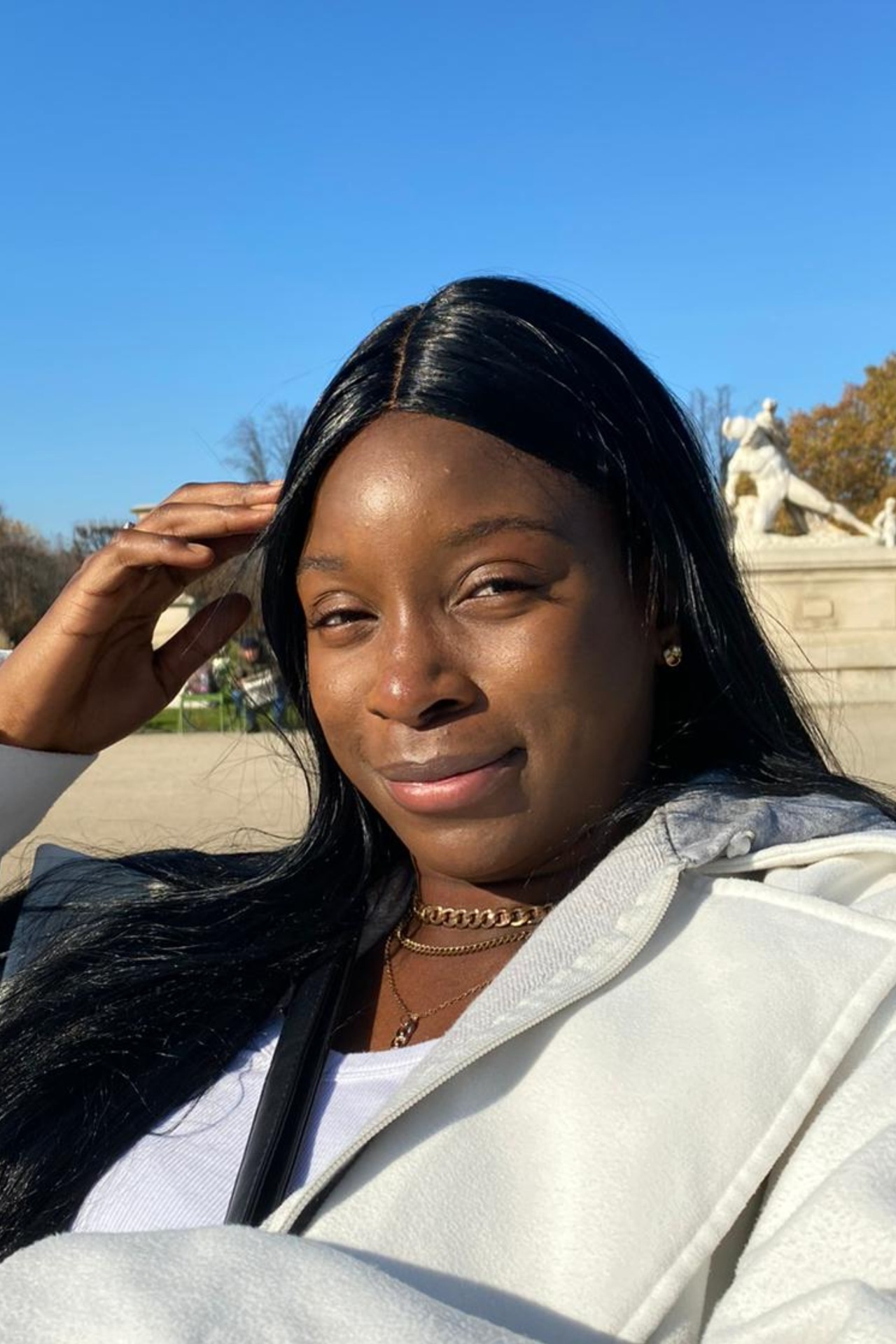 Aurélie, event hostess and promo model available in New York City